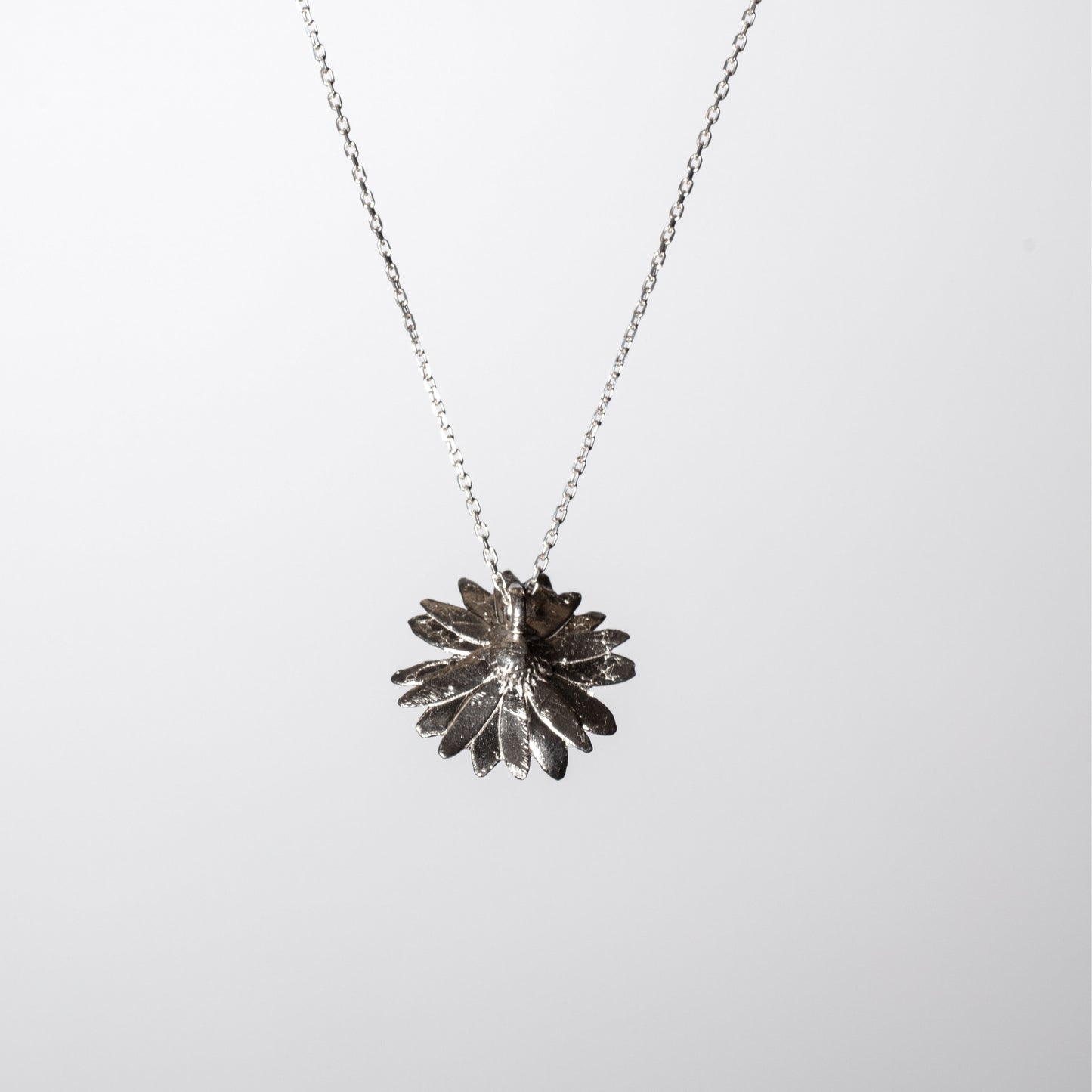 Daisy Pendant